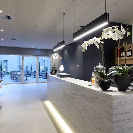 ユーロスターズ セントロ ホテル ポルト