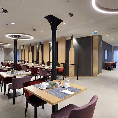 Eurostars Centro Ξενοδοχείο 4*