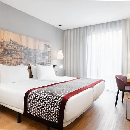 Otel Eurostars Centro 4*