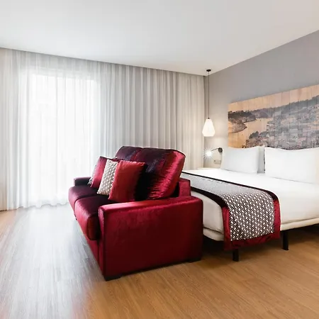 Eurostars Centro Порту