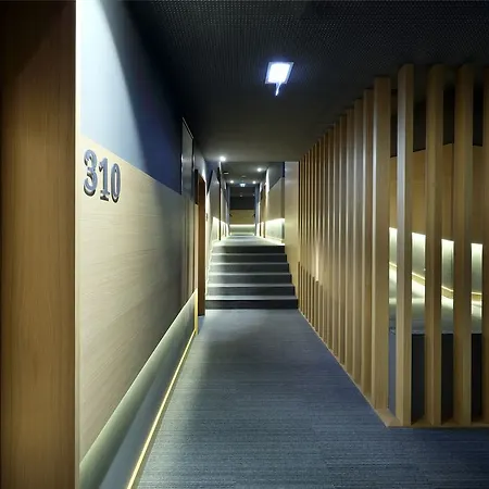 Eurostars Centro Отель